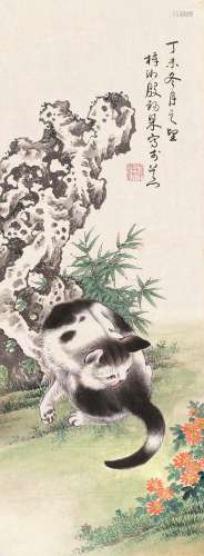 殷梓湘（1909～1984） 丁未（1967）年作 花间猫戏 镜片 设色纸本