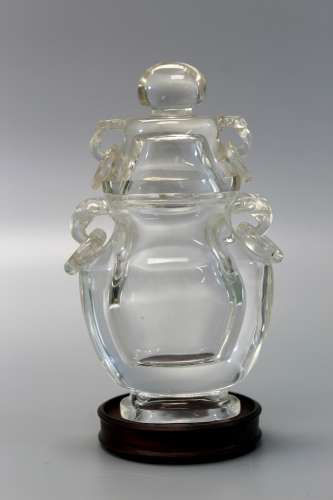 Chinese carved rock crystal vase, Qing Dynasty.
