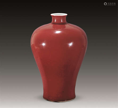 清中期 祭红梅瓶
