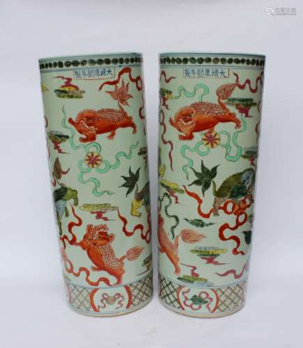 PAIR OF CHINESE FAMILLE VERTE UMBRELLA STANDS