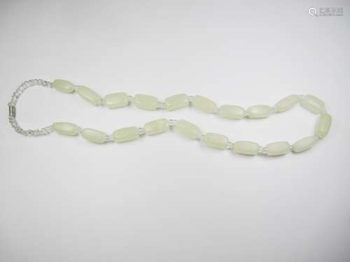 CHINESE WHITE STONE NECKLACE