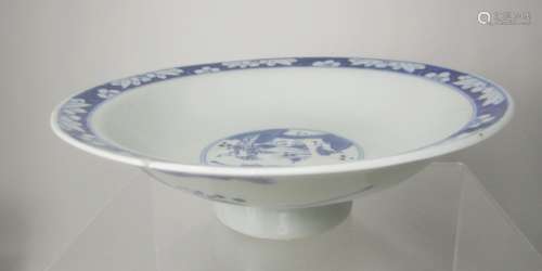 CHINESE BLUE & WHITE HIGH-FOOT BOWL