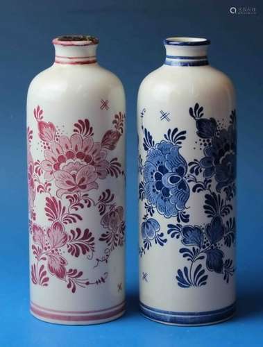 PAIR OF DELFT HAND-PAINTED PORCELAIN BOTTLES