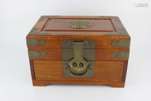 CHINESE WOOD JEWELRY BOX