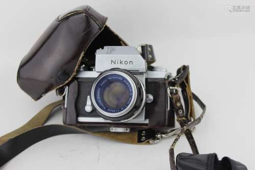 NIKON F CAMERA