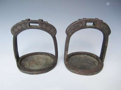 PAIR OF ANTIQUE BRONZE STIRRUPS