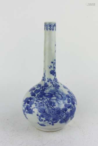 CHINESE BLUE & WHITE BUD VASE