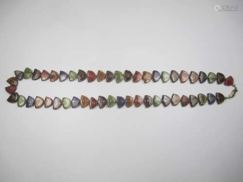 COLOR GOLD GLASS BEAD NECKLACE