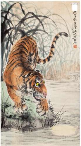 吴寿谷（1912～2008） 猛虎捞月图 立轴 设色纸本