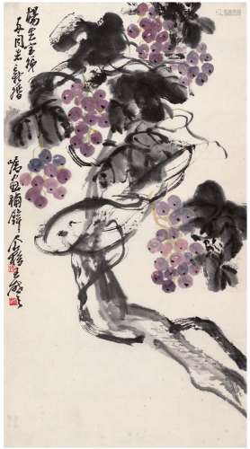 王个簃（1896～1988） 紫藤明珠图 镜片 设色纸本