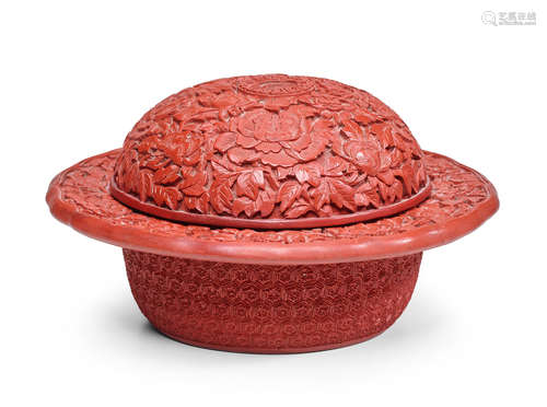 18th century A CINNABAR LACQUER BOWL AND COVER