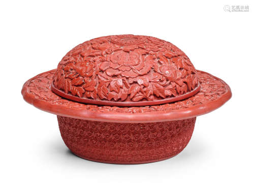 18th century A CINNABAR LACQUER BOWL AND COVER