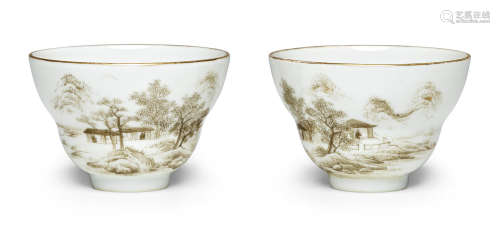 Republic period AN UNUSUAL PAIR OF GRISAILLE 'LANDSCAPE' CUPS