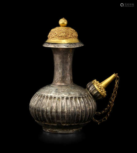 Yuan/Ming dynasty A RARE SILVER AND GOLD KENDI