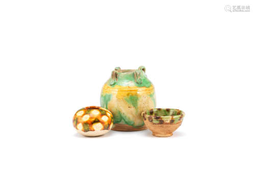 Tang Dynasty A small sancai-glazed water pot
