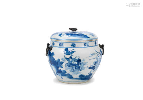 Chongzhen, circa 1640 A blue and white 'boys' jar and cover