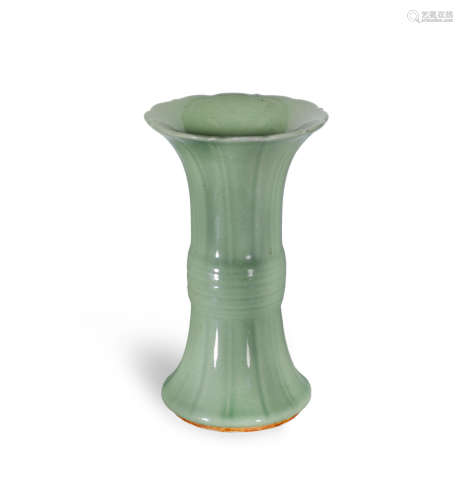 Late Qing Dynasty  A celadon-glazed beaker vase, gu