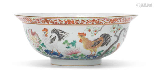 19th century A famille rose and iron-red 'cockerels' bowl