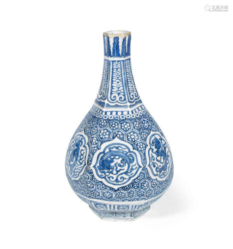 Wanli A blue and white hexagonal pear-shaped bottle vase