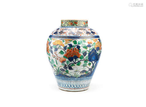 Edo Period A very large Arita gilt-decorated enamelled jar