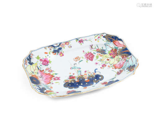 18th century A famille rose 'Tobacco leaf' tray