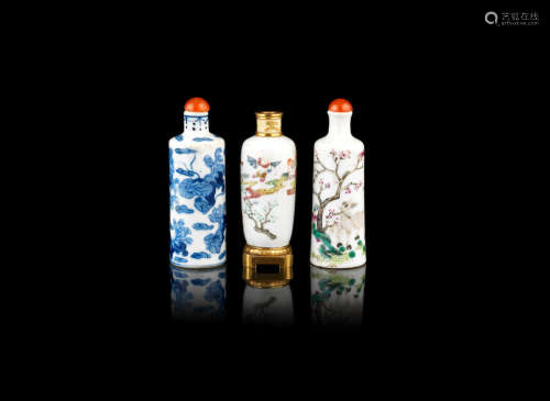19th century A group of three porcelain snuff bottles