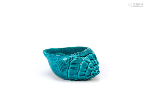 18th century A turquoise-glazed conch shell vessel
