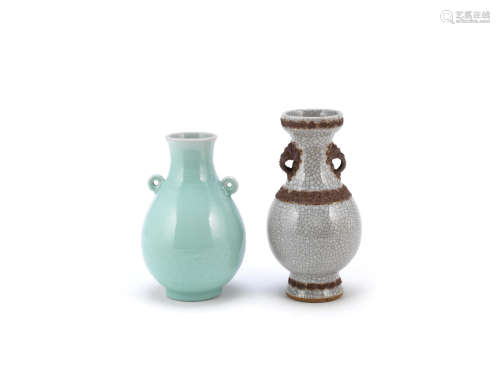 Kangxi An imitation-bronze and crackle-glazed baluster vase