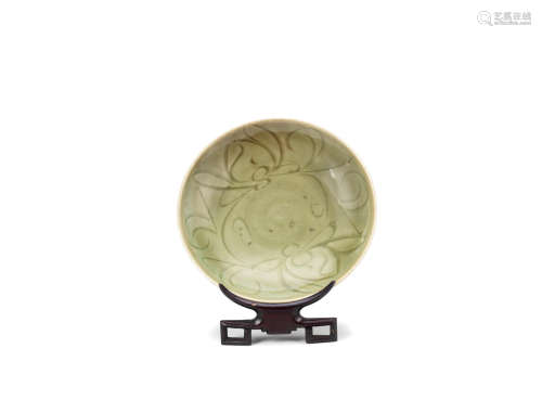 Yuan Dynasty A small Longquan celadon-glazed dish