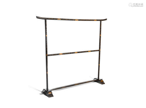 Meiji period A Japanese gilt-lacquer garment stand