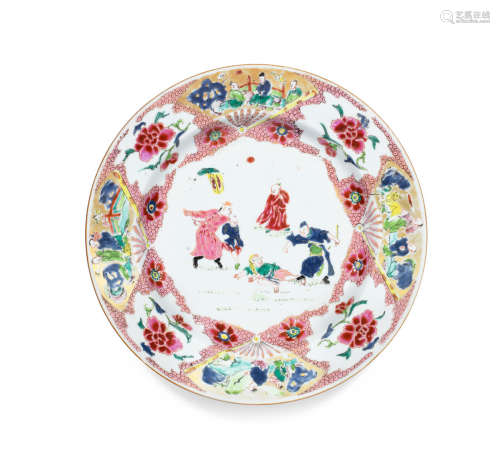 Yongzheng A rare gilt-decorated famille rose 'fighting boys' dish