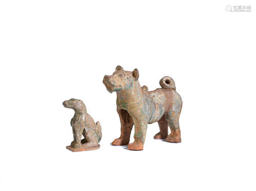 Han Dynasty A green-glazed pottery model of a hound