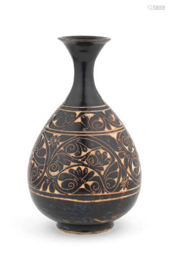 Jin Dynasty A fine and rare Cizhou carved pear-shaped vase, yuhuchunping