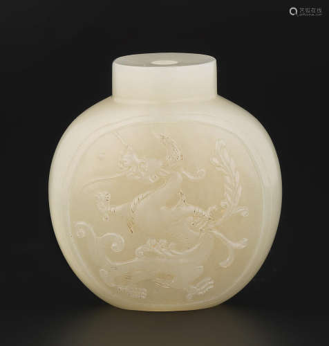 A white jade 'dragon and phoenix' snuff bottle