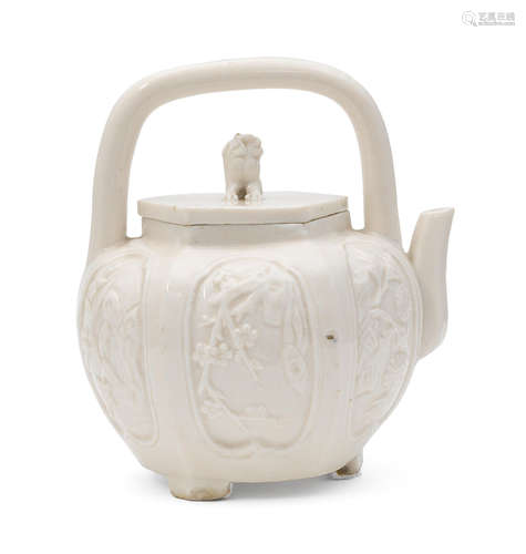 Kangxi A blanc-de-chine hexagonal wine pot and cover