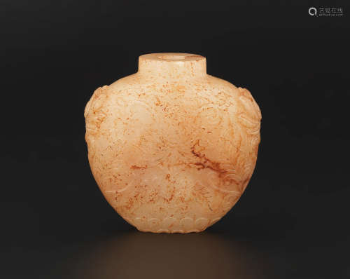 18th/19th century A rare Mughal-style white and russet jade snuff bottle