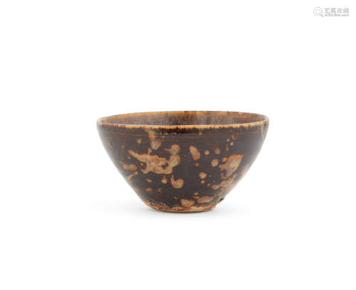 Southern Song Dynasty A Jianyao paper-cut-out and tortoiseshell-glazed bowl