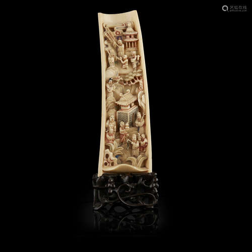 Y CARVED IVORY 'EIGHT IMMORTALS' WRIST REST