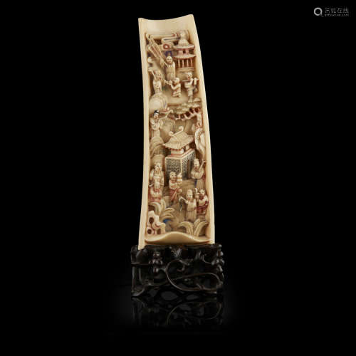 Y CARVED IVORY 'EIGHT IMMORTALS' WRIST REST