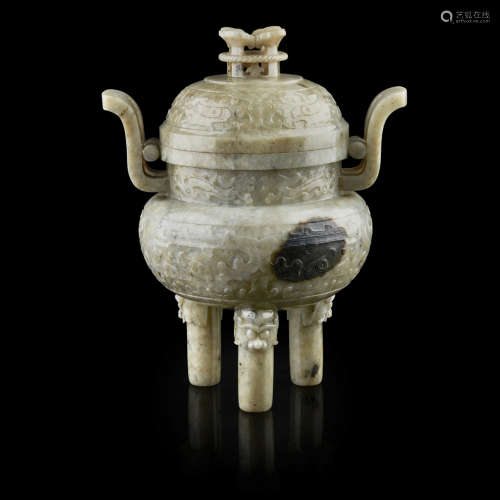 ARCHAISTIC JADE TRIPOD CENSER AND COVER