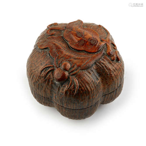 CARVED BAMBOO MELON-FORM BOX AND COVER
