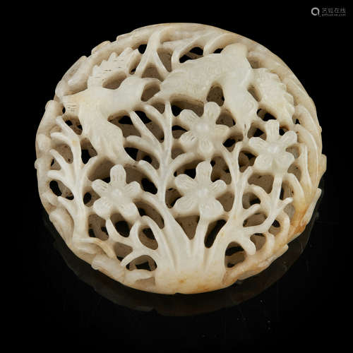 FINELY CARVED AND PIERCED CIRCULAR JADE PENDANT