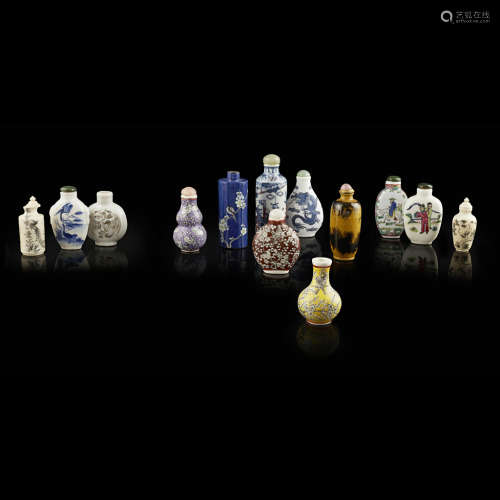 Y COLLECTION OF THIRTEEN SNUFF BOTTLES
