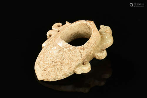 ARCHAIC JADE CARVED 'BUTTERFLY' ORNAMENT