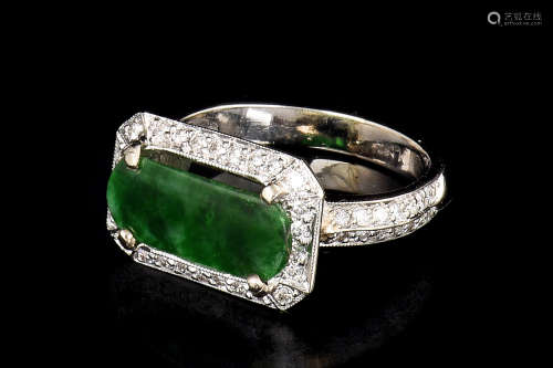 14K WHITE GOLD JADEITE RING WITH DIAMONDS