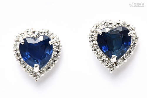 18K WHITE GOLD BLUE SAPPHIRE AND DIAMONDS EARRINGS