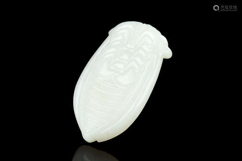 WHITE JADE CARVED 'CICADA' ORNAMENT