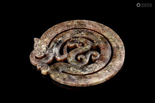 ARCHAIC JADE CARVED 'DRAGON' PENDANT