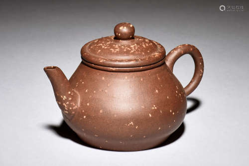 YIXING ZISHA 'GOLD SPECK' TEAPOT