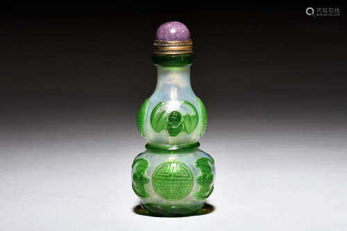 GLASS AND OVERLAY DOUBLE GOURD SNUFF BOTTLE